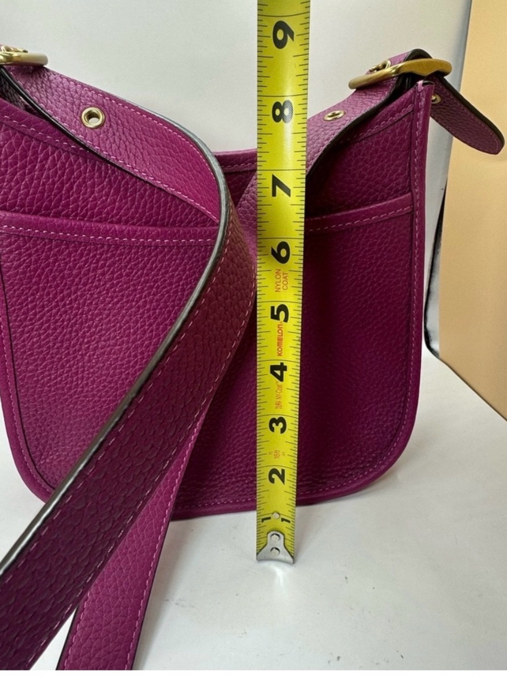 EUC Coach Emery Crossbody in pebbled leather - Picture 9 of 13